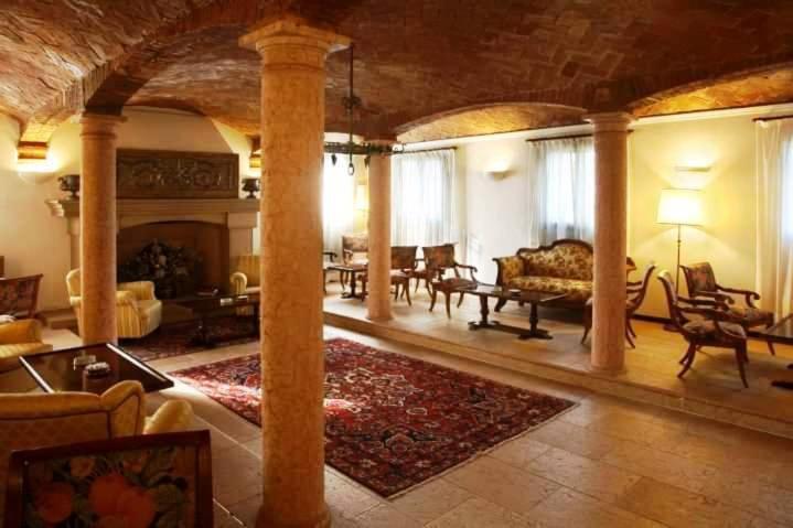 Hotel Villa Montanarini Villarotta Eksteriør billede